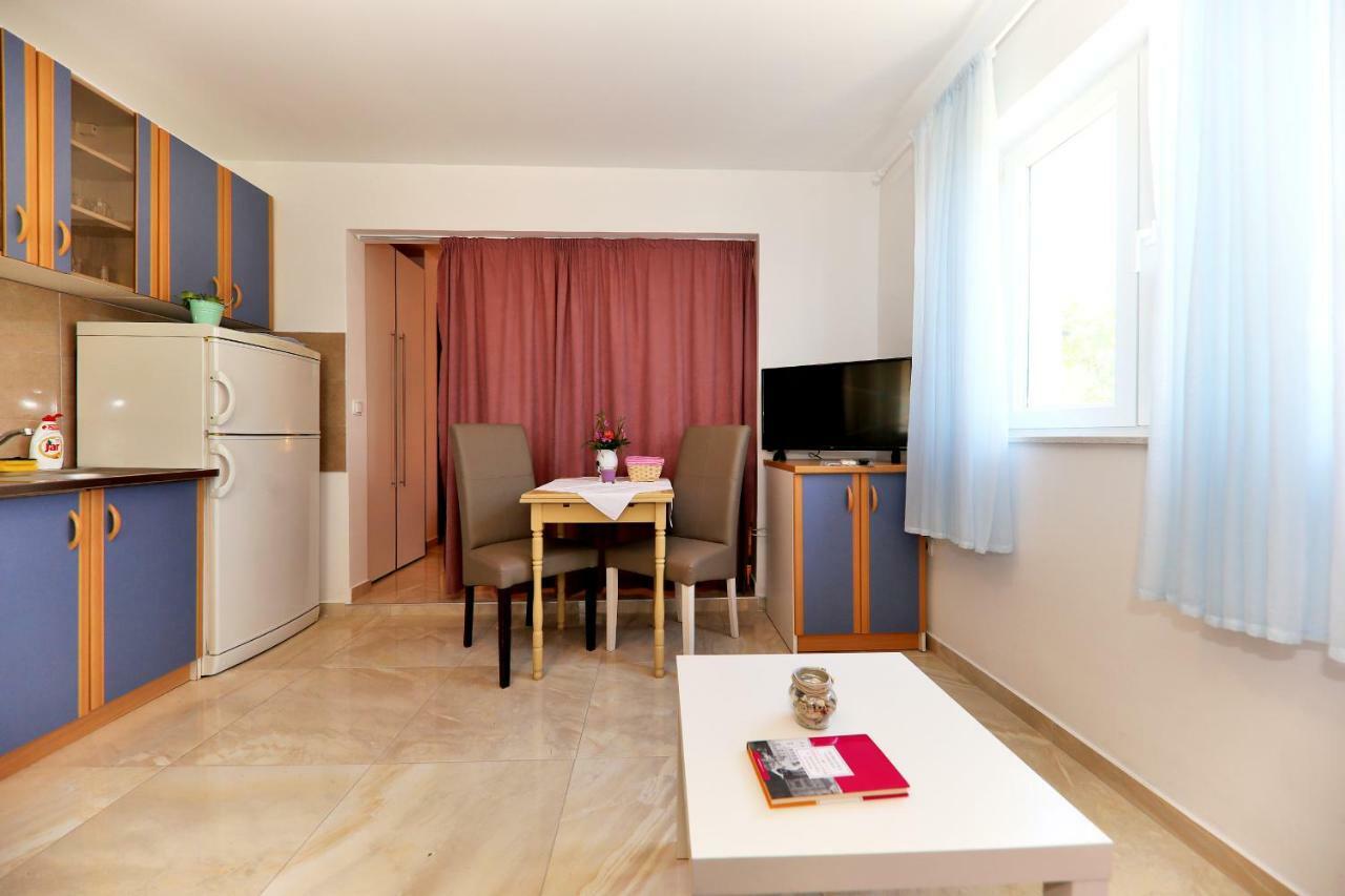 Apartments Anka Rtina Eksteriør billede